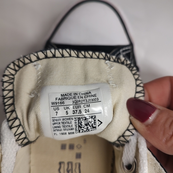 Converse All Star OX Black - W9166 Size 7 GUC - Picture 7 of 7